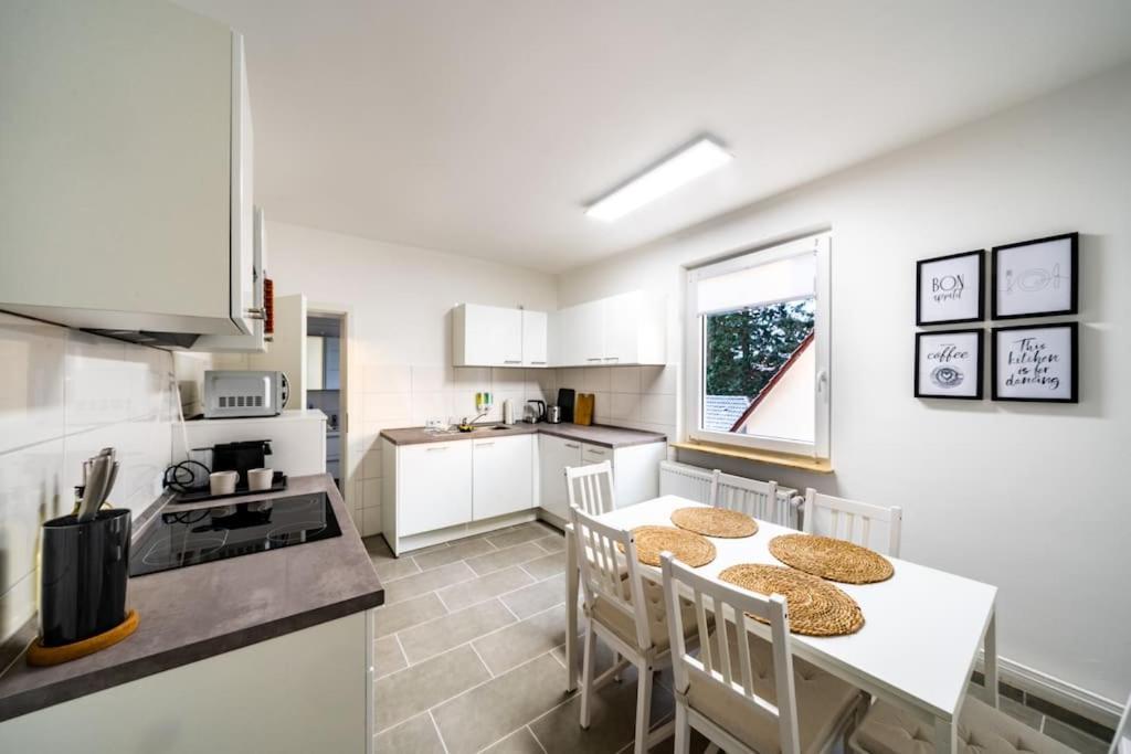 Modernisiertes Altbau 3-Zi Apartment Рінтельн Екстер'єр фото